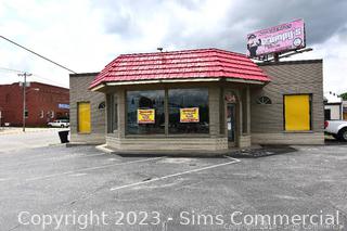 ABSOLUTE ONLINE AUCTION: <br/>1,174 +/- SF Retail or Office Building at Corner of W Main St and NW Broad St in Murfreesboro
