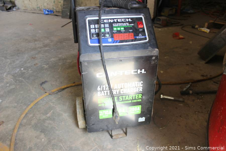 Cen-Tech 6/12 Volt Automatic Battery Charger Auction | Sims Commercial