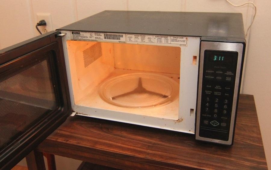 Kenmore Microwave Oven Model 721.66222500 - Oahu Auctions